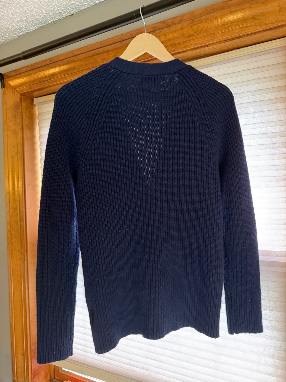 GAP Navy Ribbed Button-Front Cardigan M 0148 - Picture 4 of 4